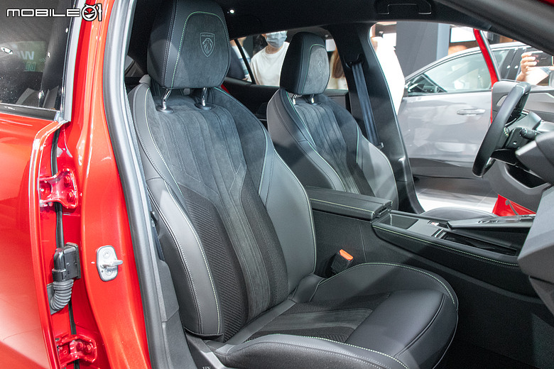 【採訪】Peugeot 408小改款上市，三車型、123.8萬元起！