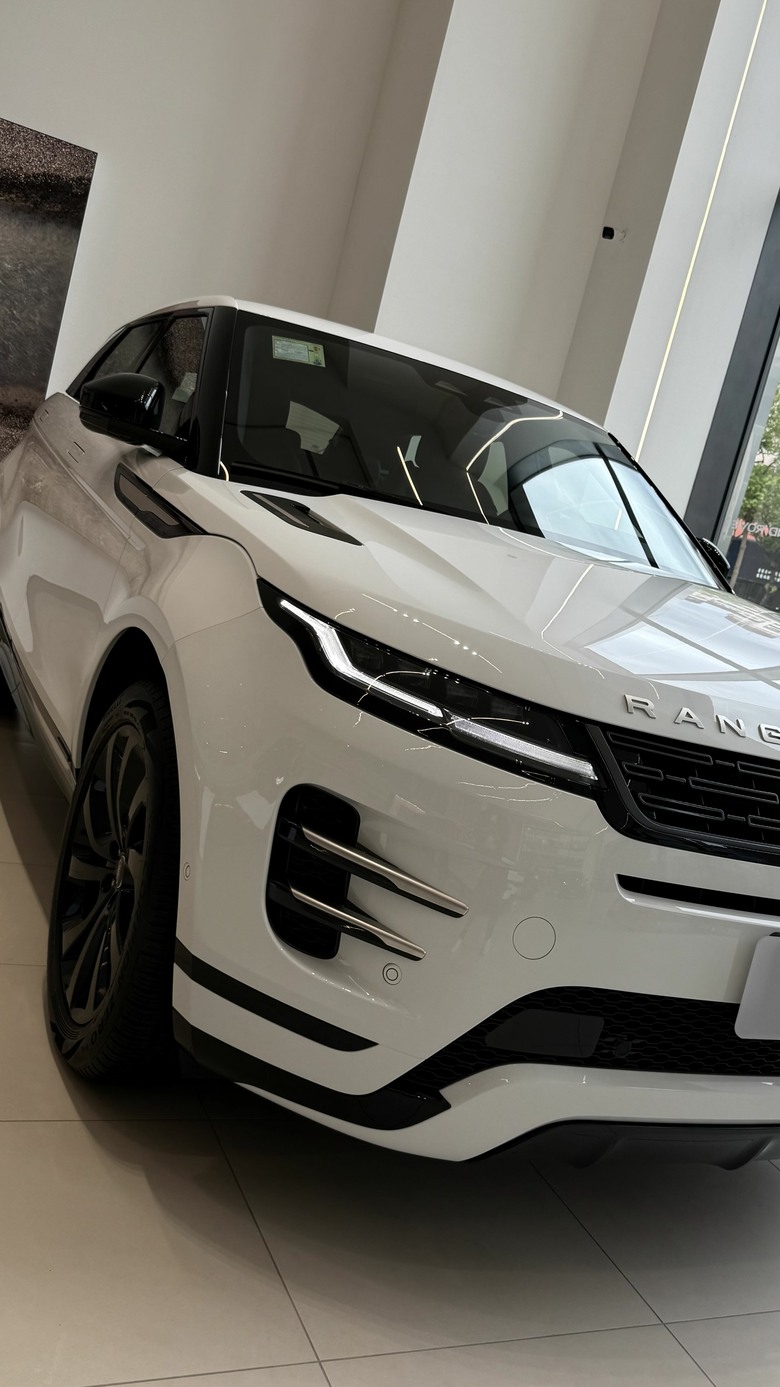 26.75年式，最划算的Evoque進展間囉！P250 Hoxton Edition