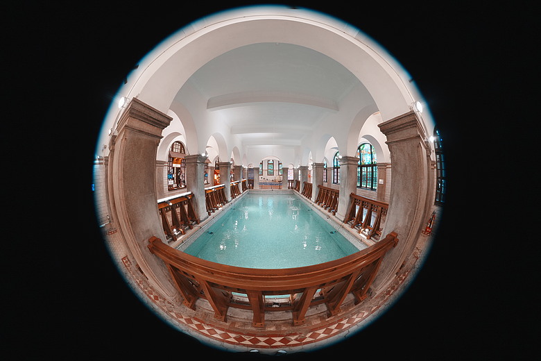 Sony FE 8-14mm F3.5 Fisheye G 評測報告｜314g 輕巧便攜！圓形與對角魚眼「雙視角通吃」