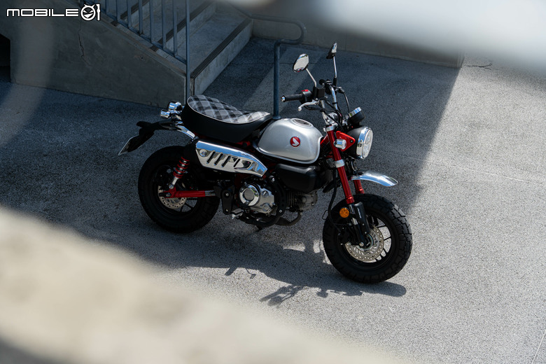 點我看大圖 Honda Monkey 125 ABS 試駕|星期三猴子去爬山!