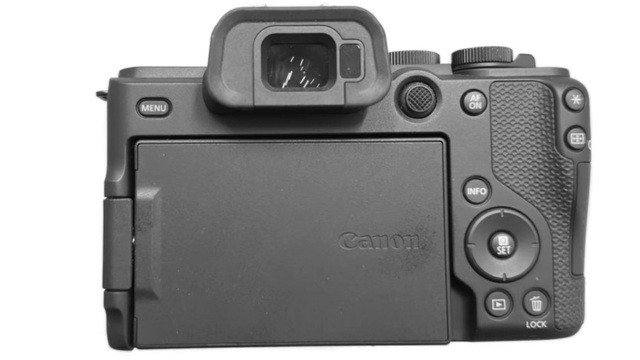 EOS R8 Mark II 實機照片流出