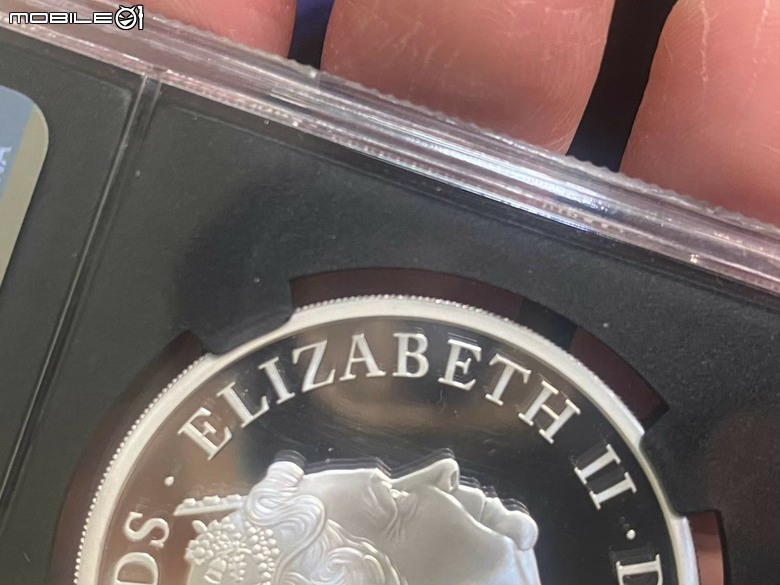 點我看大圖 【分享開箱】2018 Great Britain Royal Mint Britannia Oriental Border 1 oz Proof Gold Coin PF70UC & Silver Coin PF70UC FDI 英國皇家鑄幣廠不列顛女神東方邊境一盎司精鑄金銀幣
