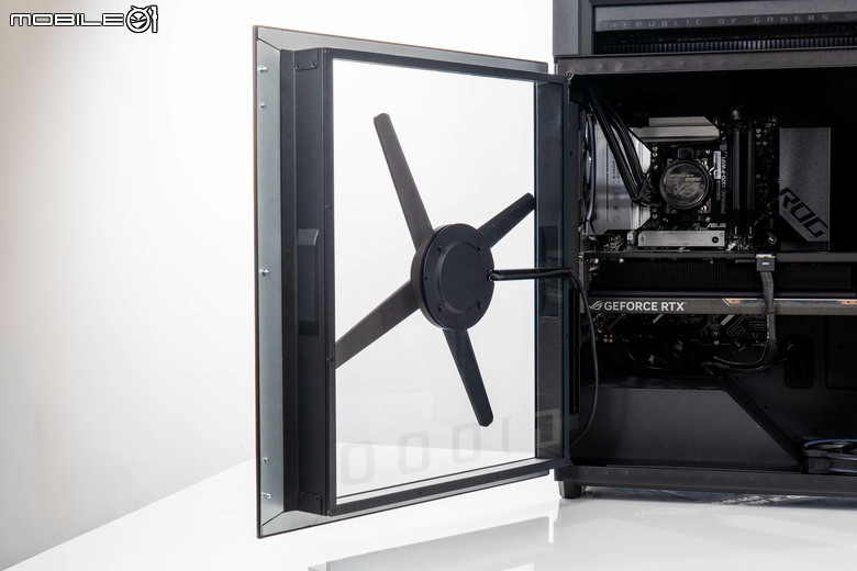 ROG G1000 電競桌機開箱 以獨特 AniMe Holo 投影燈效搭配優秀散熱設計的旗艦 PC