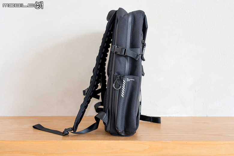 電競信仰×低調機能！ROG Archer Messenger 14 / Backpack 16 開箱