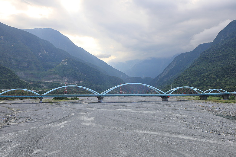 點我看大圖 (映像旅行) 在花蓮來場南法輕旅行 feat.PEUGEOT 3008、CITROËN C5 AIRCROSS