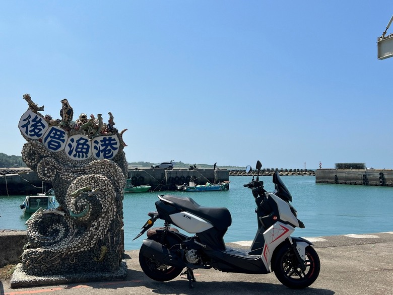 騎上我的STR250出遊去