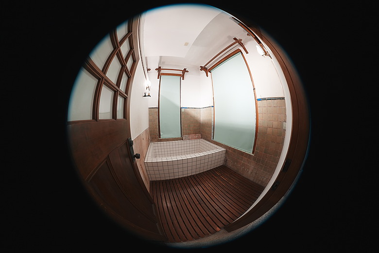 Sony FE 8-14mm F3.5 Fisheye G 評測報告｜314g 輕巧便攜！圓形與對角魚眼「雙視角通吃」