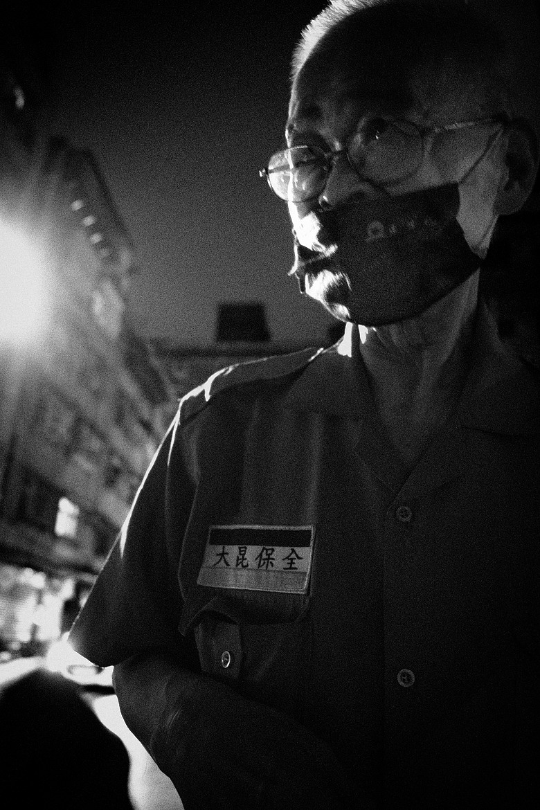 重新發現黑白的魅力｜台灣街頭攝影｜Ricoh GR IV Monochrome