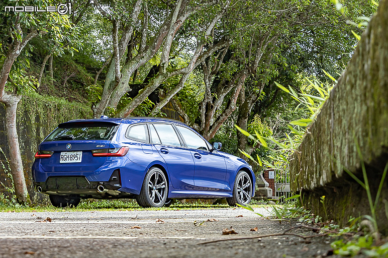 BMW 318i Touring M Sport 試駕|帥勁跑格、價格OK!