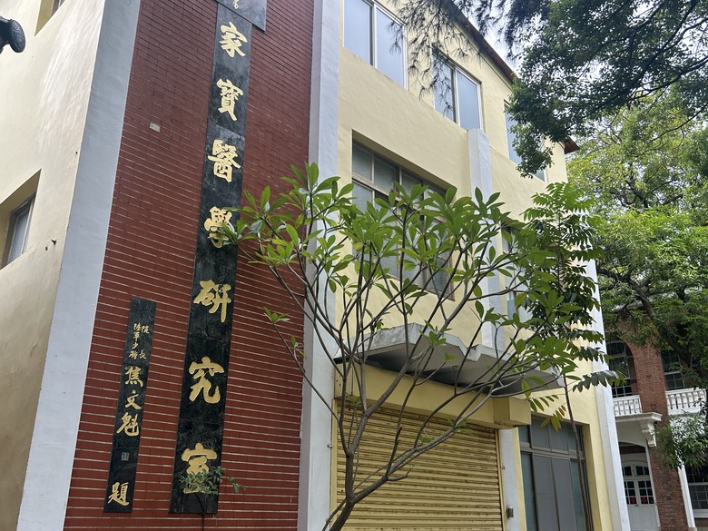 懷 念 台 南 車 站 府 城 半 日 騎 遊