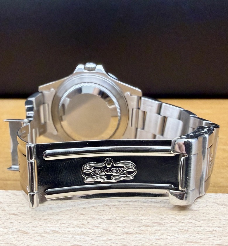 ［開箱］探索時光的痕跡：勞力士 Explorer II 16570 Polar T<25