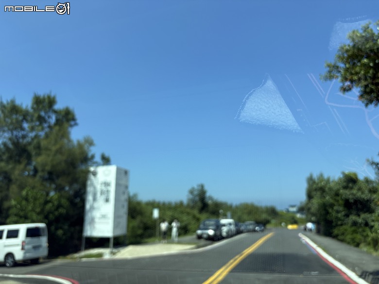 【北海岸親子踏青】走到台灣最北端上了一堂戶外課｜富貴角公園、老梅迷宮、綠石槽與富貴角燈塔