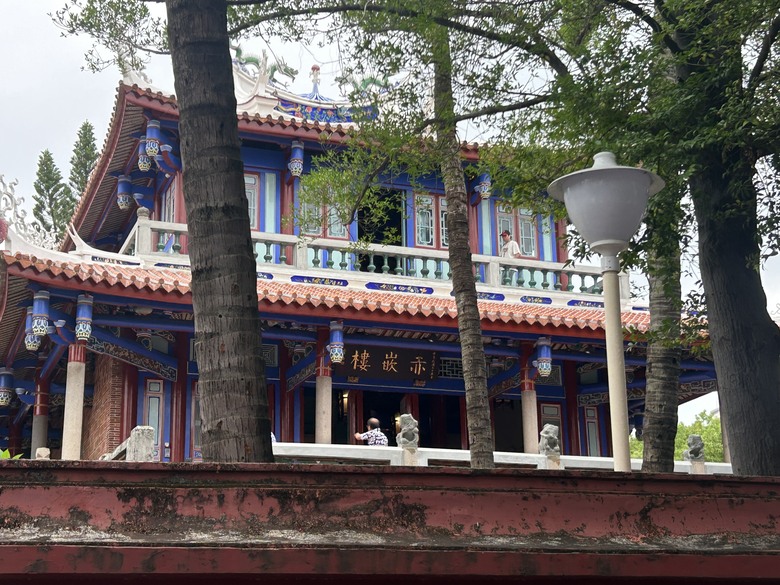 懷 念 台 南 車 站 府 城 半 日 騎 遊