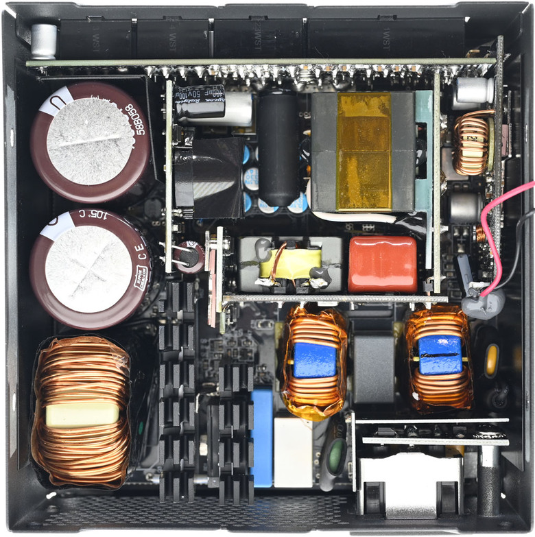 點我看大圖 FSP DAGGER PM 1200W白金全模組SFX-L電源開箱