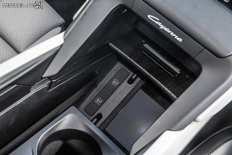 Porsche Cayenne S Electric 試駕|操控本色依舊,科技座艙更令人驚艷!