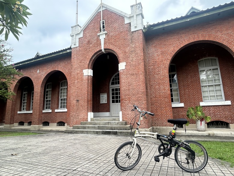 懷 念 台 南 車 站 府 城 半 日 騎 遊