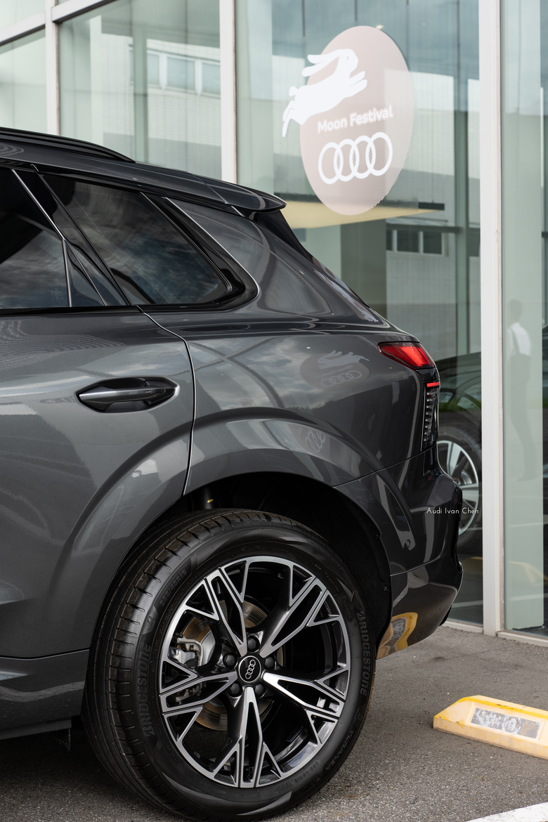 交車分享｜Q3 TFSI quattro 150kW S line｜珍珠鋼鐵灰・Daytona Grey・6Y