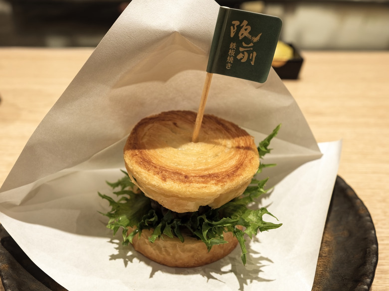 台北美食｜王品阪前鐵板燒：阪前御品套餐(A5黑樺牛老饕)（OM SYSTEM OM-3 + 17mm F1.2 實拍）
