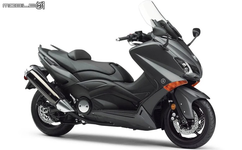 YAMAHA TMAX 560 TECH MAX 試駕｜羊皇無須多言，無可取代的王者