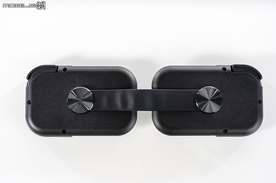 Razer Prio 體驗報告｜一轉、一拉便可開玩！口袋尺寸打造完整掌機體驗