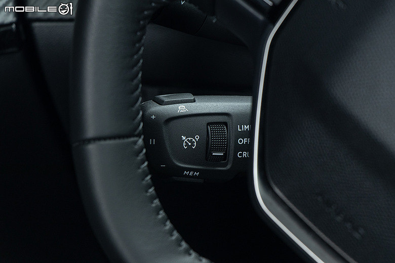 Peugeot 208 Hybrid 一桶油環島實戰|866公里平均油耗19.9km/L達成!