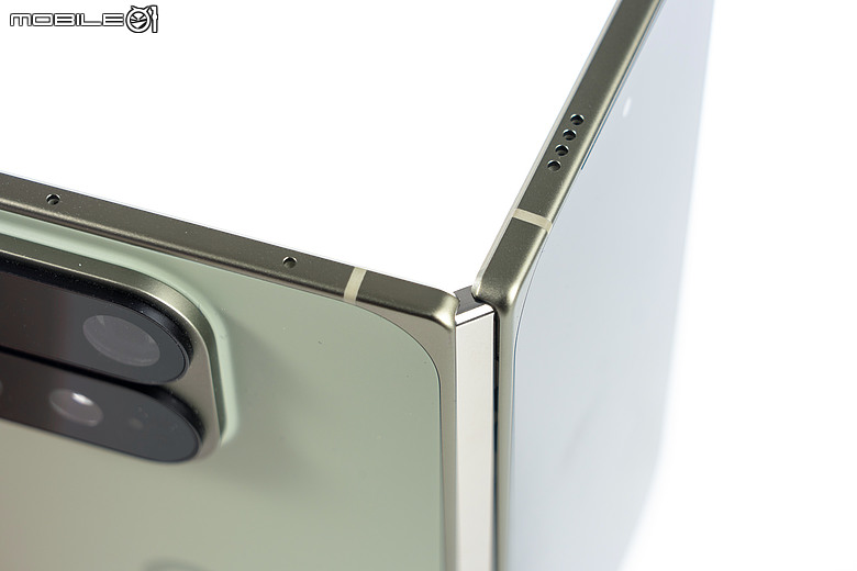 Google Pixel 11 Pro Fold 體驗｜機身減輕、多工更靈活！