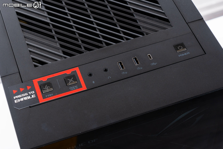 ROG G1000 電競桌機開箱 以獨特 AniMe Holo 投影燈效搭配優秀散熱設計的旗艦 PC