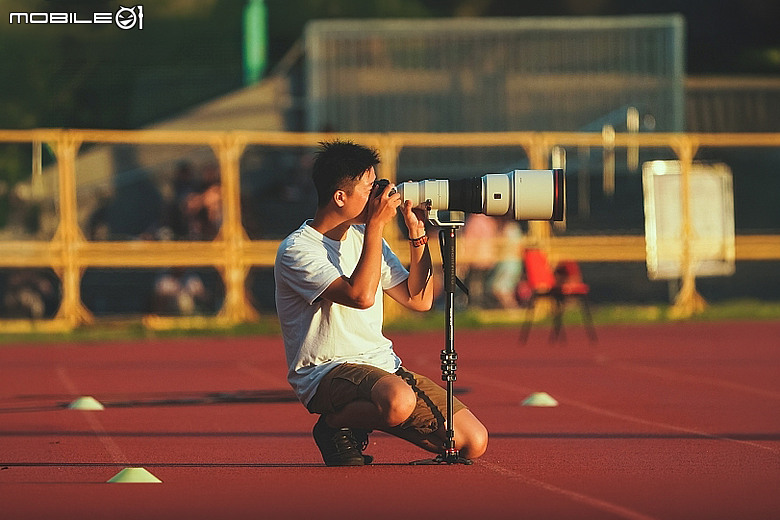 Sony FE 400mm F4.5 GM / FE 600mm F6.3 GM 雙鏡評測|1 公斤不到的超望遠,重新定義手持大砲!