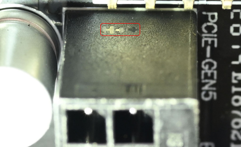 點我看大圖 FSP DAGGER PM 1200W白金全模組SFX-L電源開箱