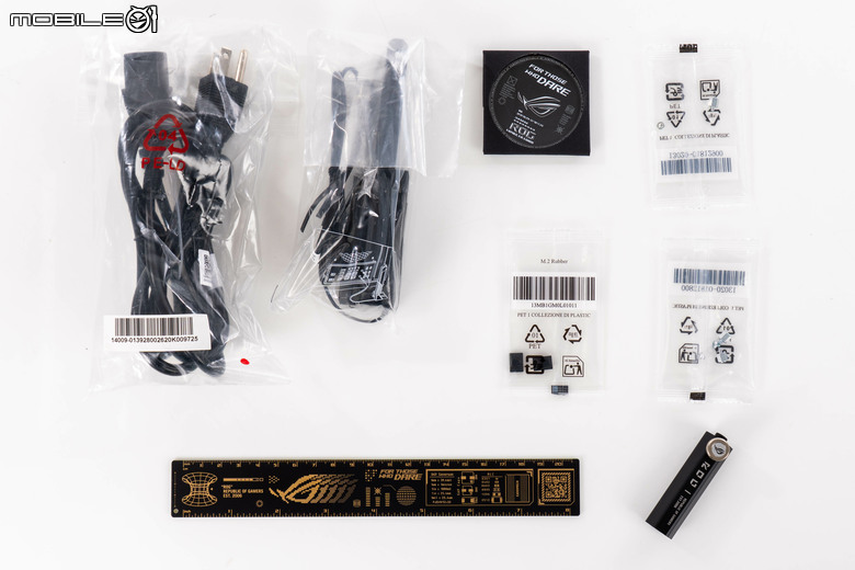 ROG G1000 電競桌機開箱 以獨特 AniMe Holo 投影燈效搭配優秀散熱設計的旗艦 PC