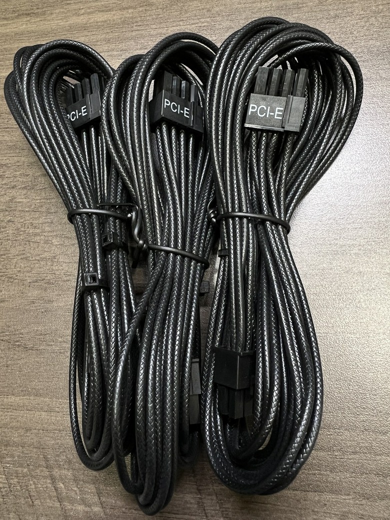 點我看大圖 Epontec MARS 1000W電源 與 Montech TG3玻璃海景機殼開箱