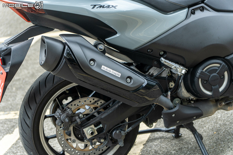 YAMAHA TMAX 560 TECH MAX 試駕｜羊皇無須多言，無可取代的王者