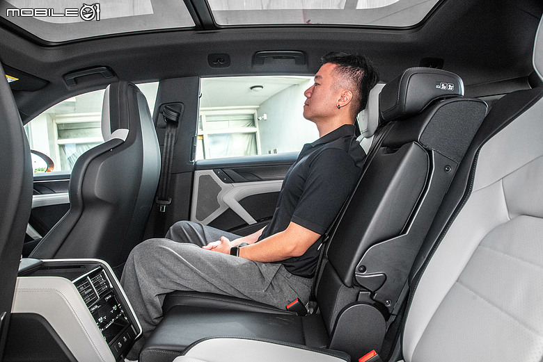 Porsche Cayenne S Electric 試駕|操控本色依舊,科技座艙更令人驚艷!