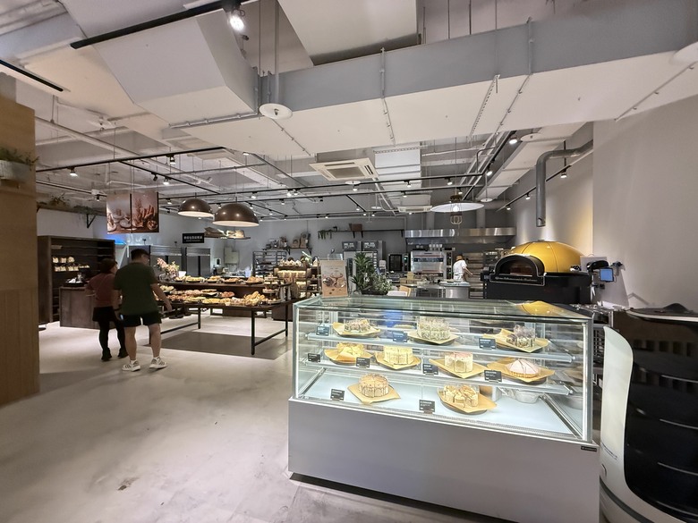 替城市戴上降噪耳機｜白霧時光 WHITE MIST 淡水紅樹林店。一席早午餐的感官散步