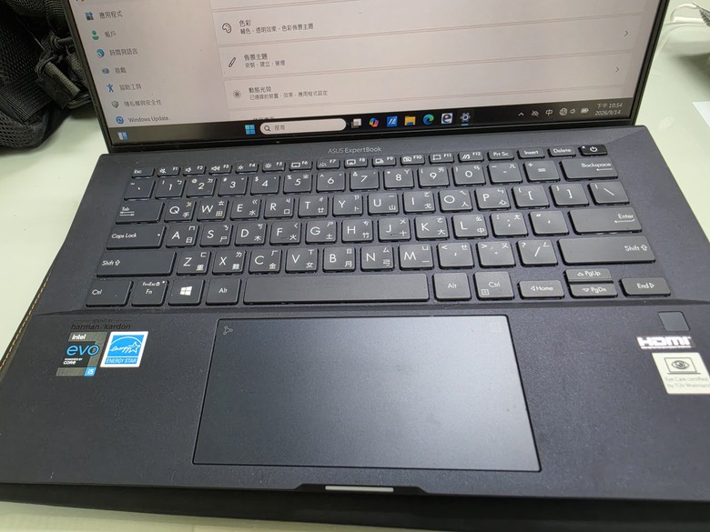 Asus筆電爆電池？