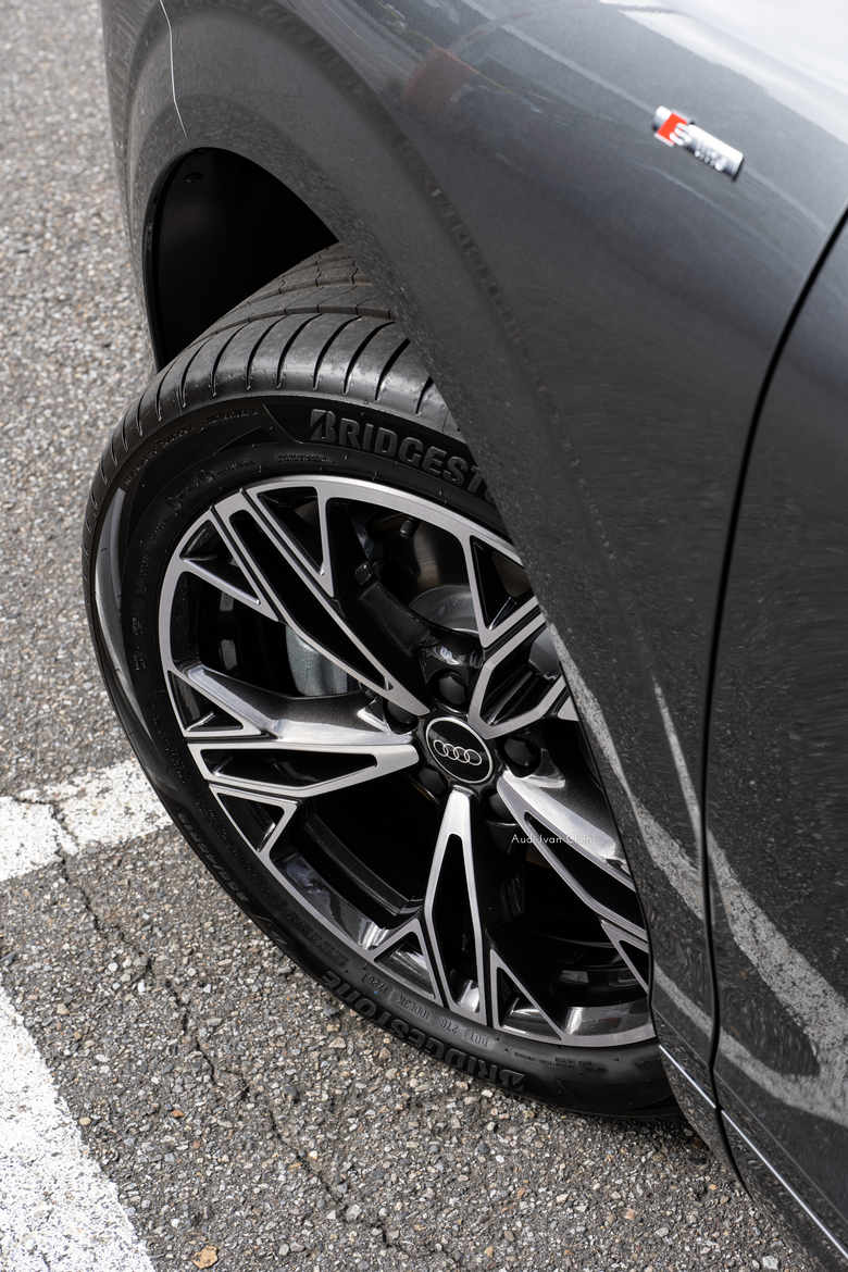 交車分享｜Q3 TFSI quattro 150kW S line｜珍珠鋼鐵灰・Daytona Grey・6Y
