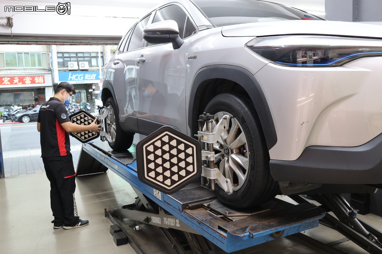 Bridgestone ALENZA LX200 使用體驗|舒適度與行路質感升級、日常使用寧靜表現佳!