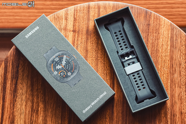 Samsung Galaxy Watch Ultra 2 極限評測|質感百搭、續航翻倍,征服山海的全能旗艦!