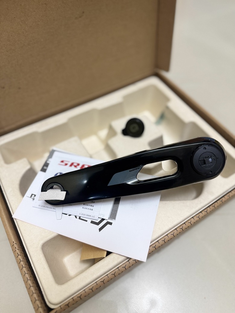 開箱~Sram Rival E1功率計