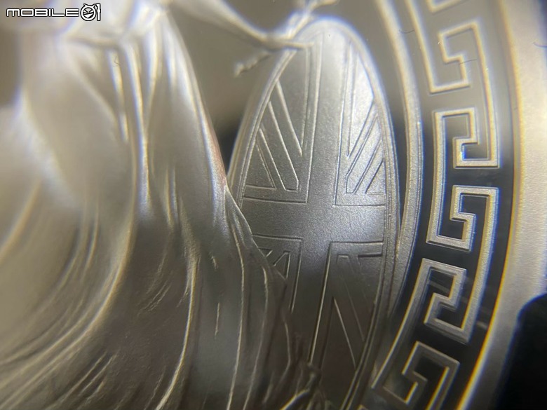 點我看大圖 【分享開箱】2018 Great Britain Royal Mint Britannia Oriental Border 1 oz Proof Gold Coin PF70UC & Silver Coin PF70UC FDI 英國皇家鑄幣廠不列顛女神東方邊境一盎司精鑄金銀幣