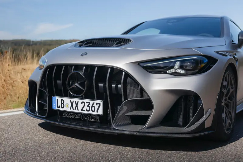 輕量化後驅V8猛獸|《Mercedes-AMG CLE 646 Spezialanfertigung》甫上市便售罄
