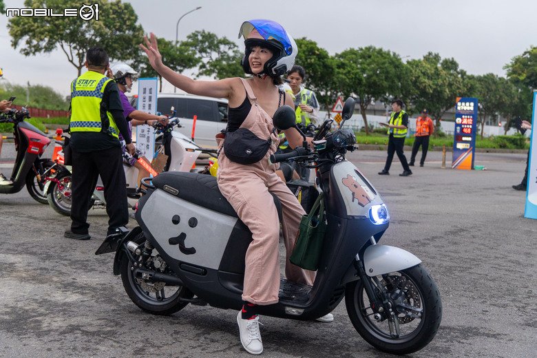 Gogoro 快閃太空城「百 GO 夜行」電翻桃園，告五人＆范逸臣輪番開唱，大獎 SpaceX 股票抱回家！