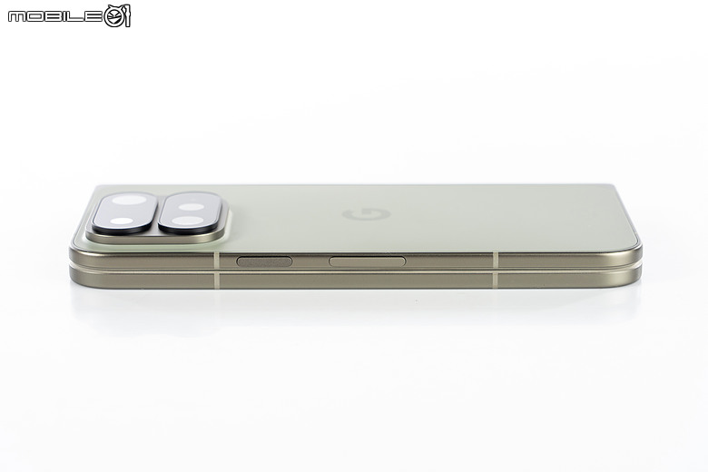 Google Pixel 11 Pro Fold 體驗｜機身減輕、多工更靈活！