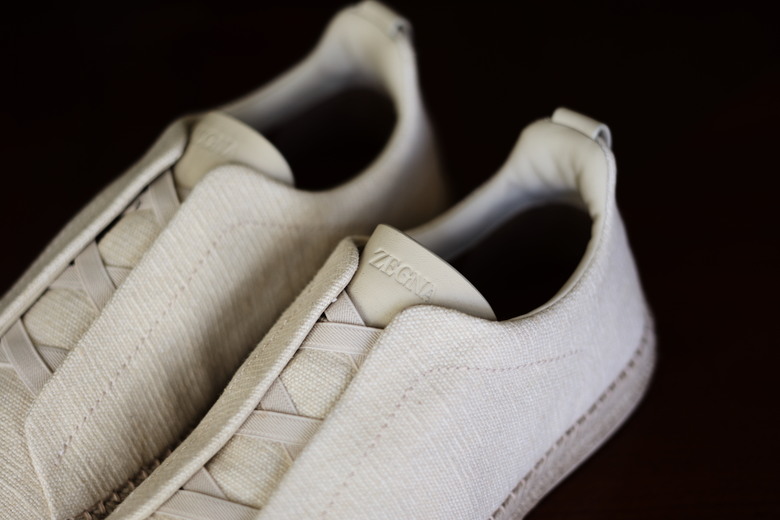 點我看大圖 懶人鞋:Zegna Triple Stitch vs. Berluti Fast Track Slip On