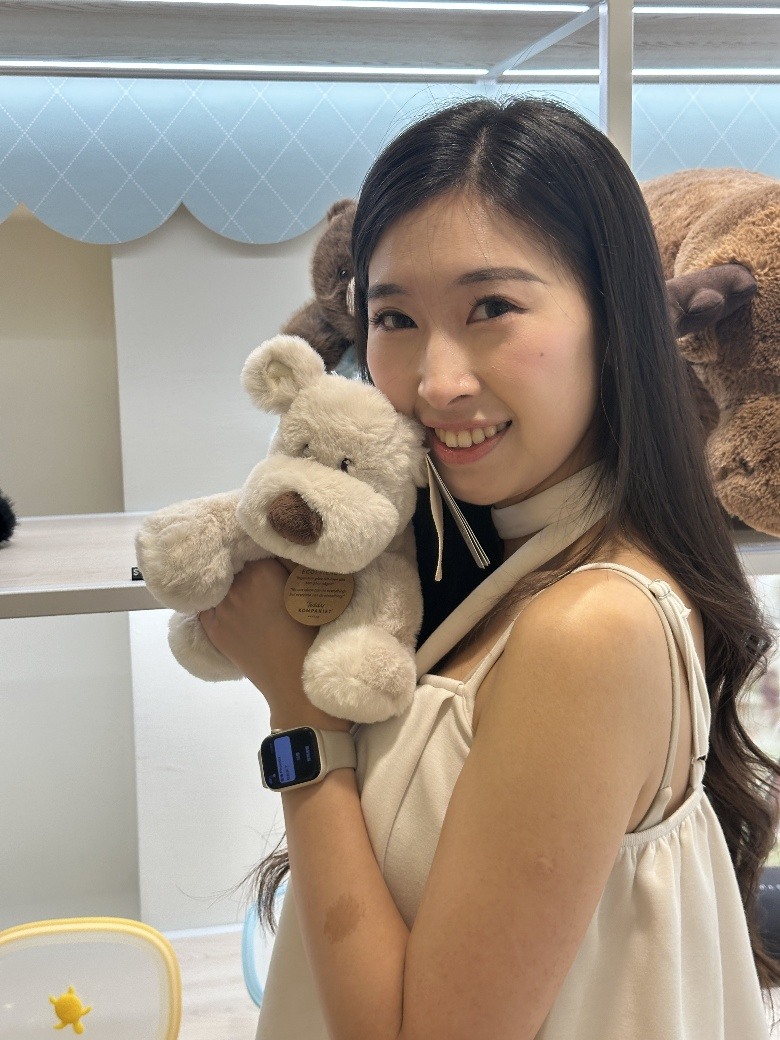 表妹以為Volvo展間只有車，其實不是