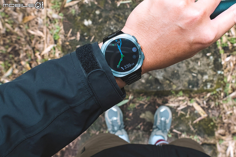 Samsung Galaxy Watch Ultra 2 極限評測|質感百搭、續航翻倍,征服山海的全能旗艦!
