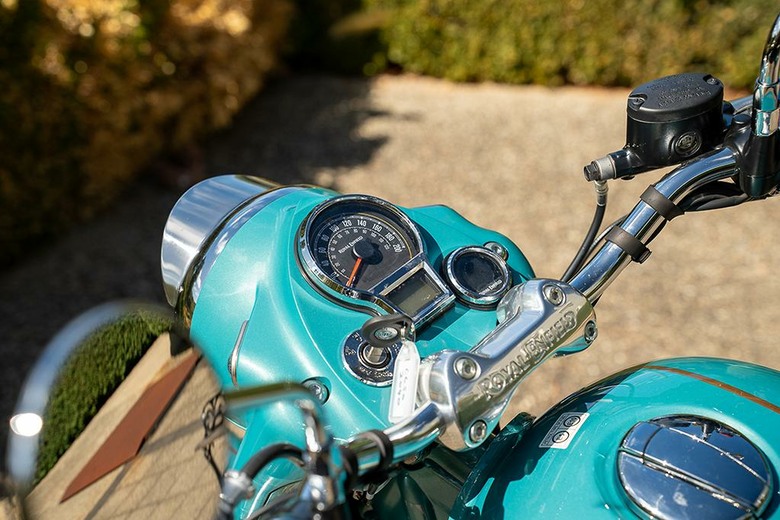 印度雙響砲！Royal Enfield Classic 650開箱