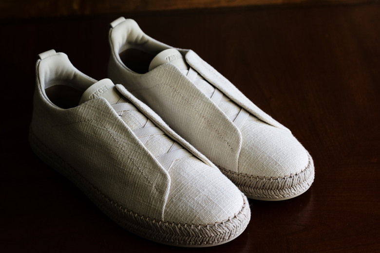 點我看大圖 懶人鞋:Zegna Triple Stitch vs. Berluti Fast Track Slip On