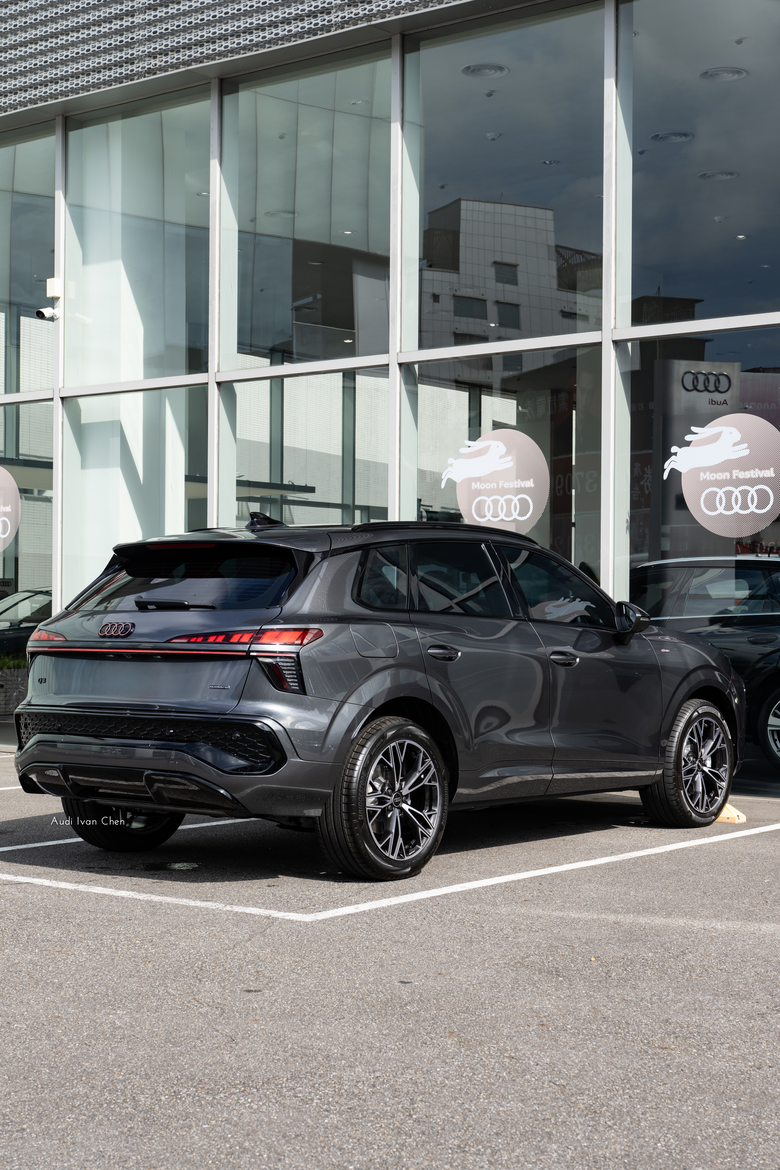 交車分享｜Q3 TFSI quattro 150kW S line｜珍珠鋼鐵灰・Daytona Grey・6Y