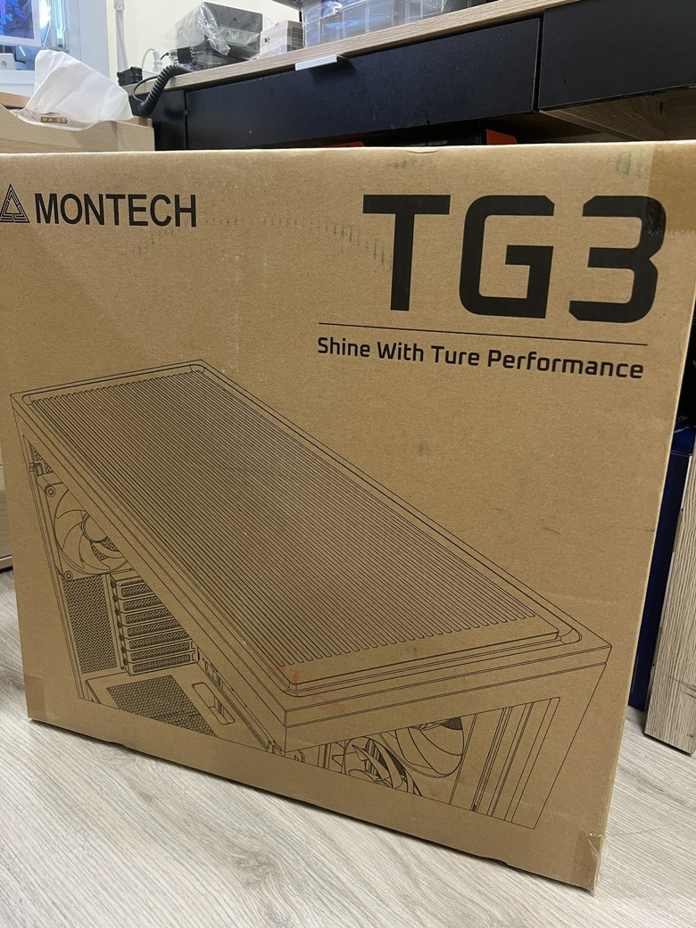 點我看大圖 Epontec MARS 1000W電源 與 Montech TG3玻璃海景機殼開箱